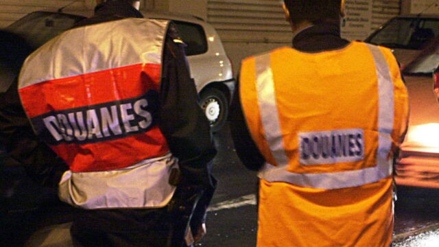 Vignette du programme télé Douanes sous haute surveillance