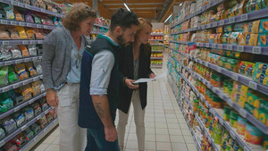Vignette du programme télé Rappels de produits : la dangereuse escalade