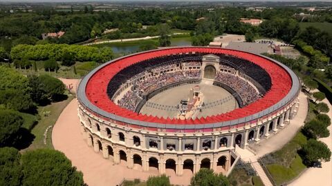 Vignette du programme télé Puy du Fou : le génie des spectacles révélé