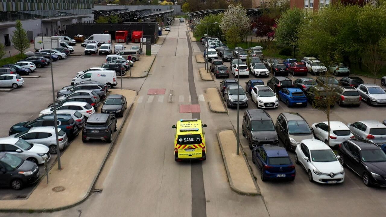 Vignette du programme télé 100 jours avec les secours