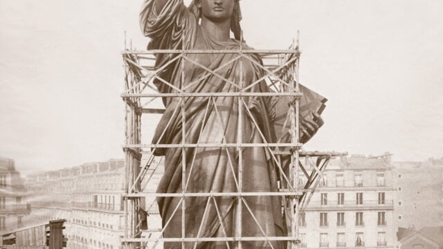Vignette du programme télé Face à l'histoire : L'épopée de Lady Liberty