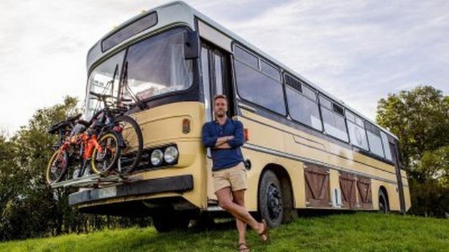Vignette du programme télé Vivre loin du monde - Saison 17