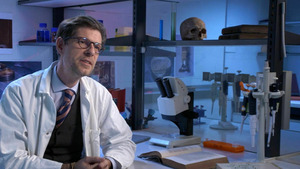 Vignette du programme télé L'histoire au scalpel (Raphaël, les secrets des reliques) S3 (n°2)