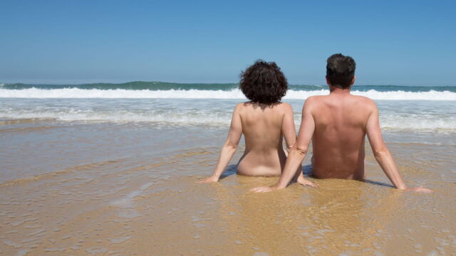 Vignette du programme télé Naturisme : passé de mode ?