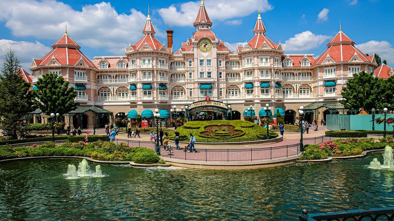 Vignette du programme télé Disneyland : les secrets du parc