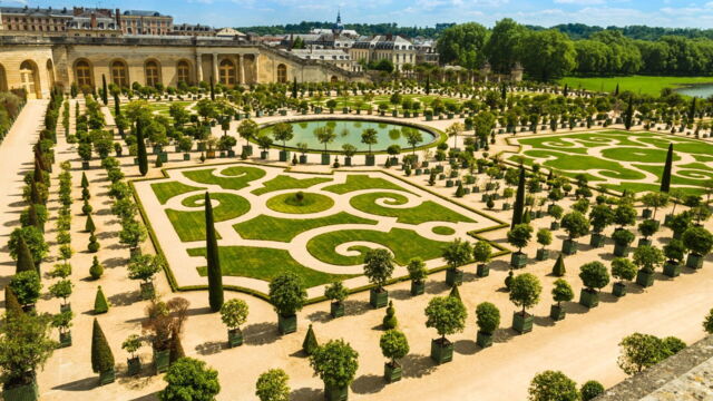 Vignette du programme télé Versailles : les 10 secrets du château des rois