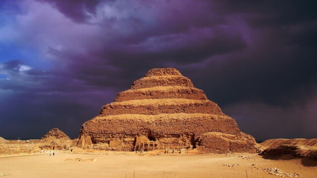 Vignette du programme télé Inside Pyramids