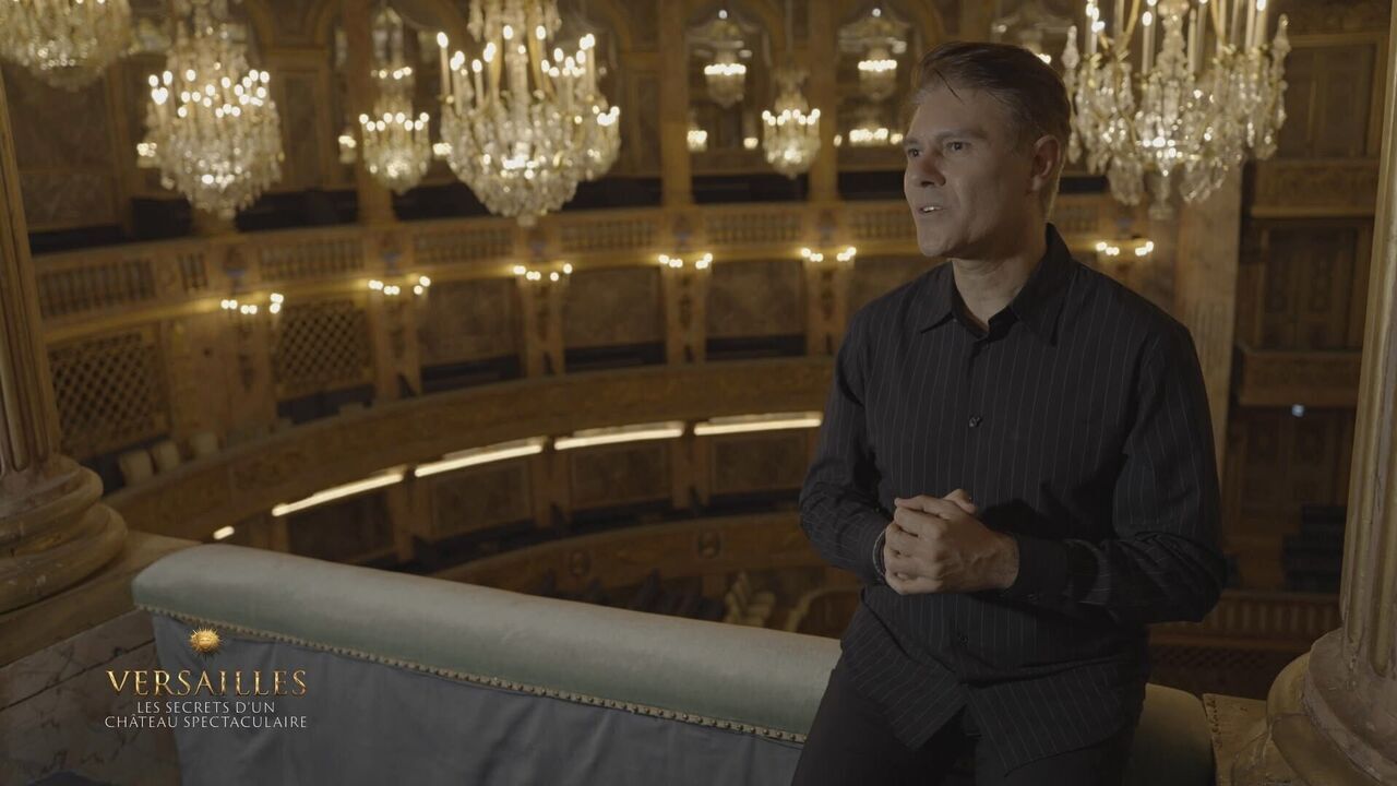 Vignette du programme télé Versailles, les secrets d'un château spectaculaire