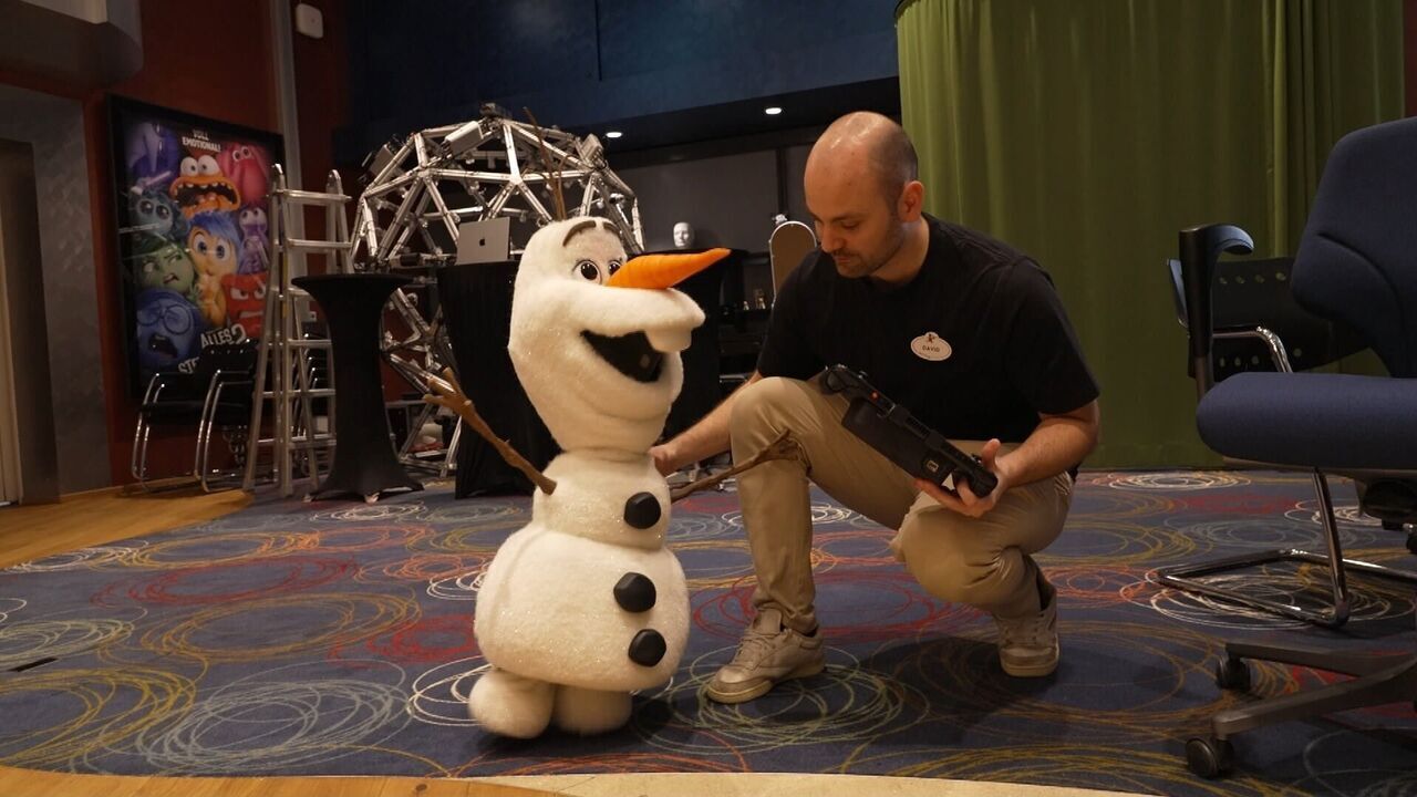 Vignette du programme télé Reine des Neiges : dans les secrets du nouveau défi de Disneyland Paris