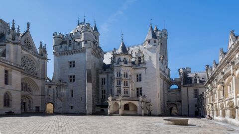 Vignette du programme télé Pierrefonds : La résurrection d'un château
