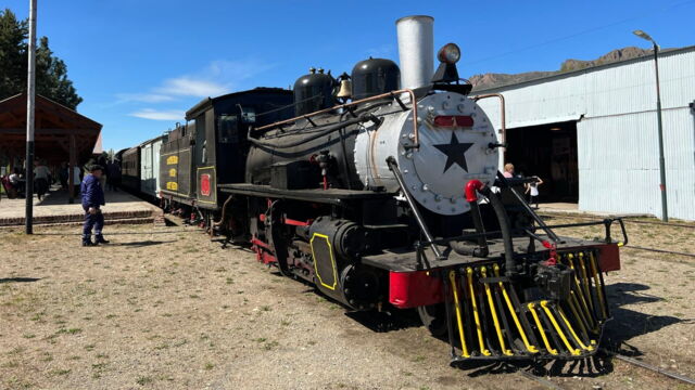 Vignette du programme télé Des trains pas comme les autres