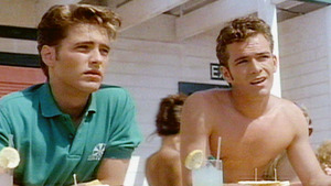 Vignette du programme télé Beverly Hills (Amours de vacances) S2 (2/28)