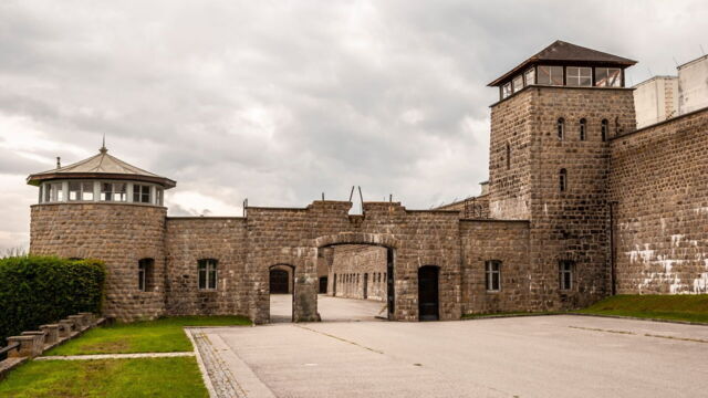 Vignette du programme télé Mauthausen, le camp de l'horreur
