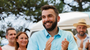 Vignette du programme télé Camping Paradis (Salsa au paradis) S15 (5/6)