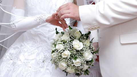 Vignette du programme télé Quatre mariages pour une lune de miel