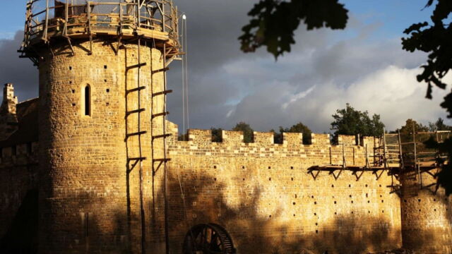Vignette du programme télé L'âge d'or des châteaux forts