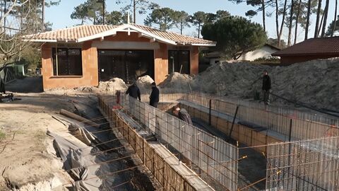 Vignette du programme télé Travaux XXL : piscines et lagons