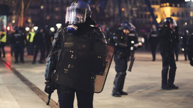 Vignette du programme télé 100 jours avec les gendarmes de Bretagne