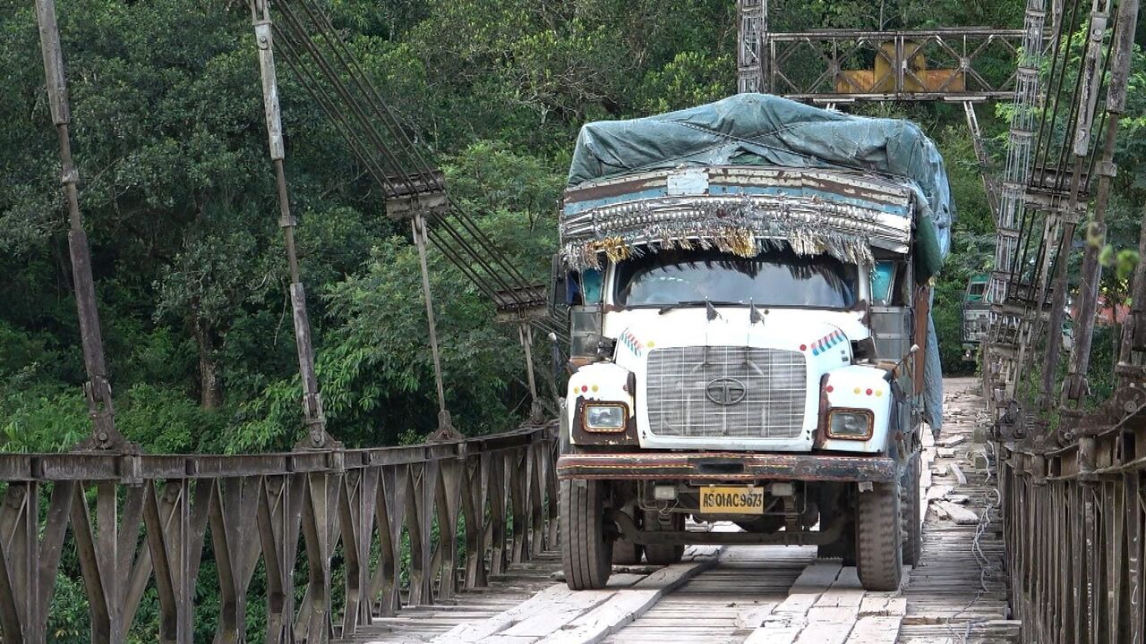 Vignette du programme télé Les routes de l'impossible
