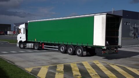 Vignette du programme télé Les routiers : profession chauffeur poids lourd