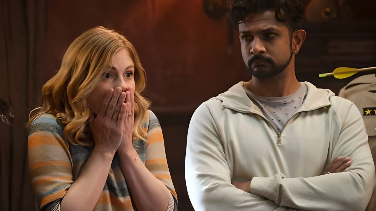Vignette du programme télé Ghosts : Fantômes à la maison