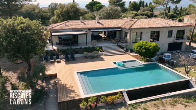 Vignette du programme télé Travaux XXL : piscines et lagons - Saison 2