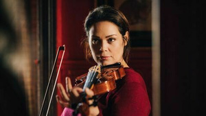 Vignette du programme télé Mademoiselle Holmes (On ouvre ses chakras !) S1 (1/6)