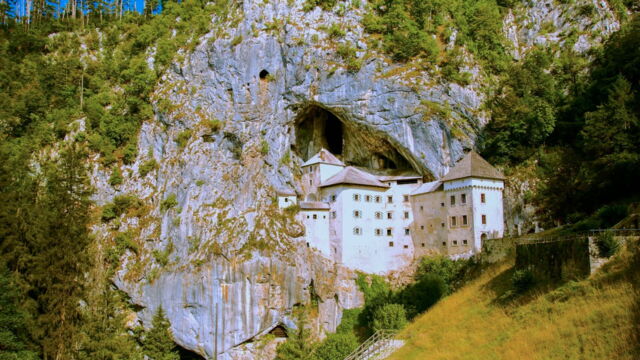Vignette du programme télé Secrets de châteaux