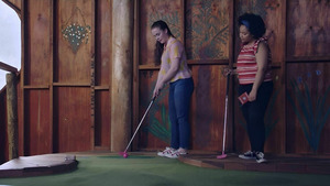 Vignette du programme télé Super détectives ! (L'affaire de la miraculée du minigolf) S2 (9/20)