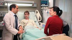 Vignette du programme télé Dr House (Les papas flingueurs) S8 (6/22)
