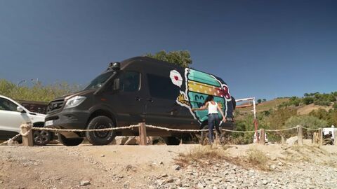 Vignette du programme télé La folie du camping-car : des vacances pas comme les autres