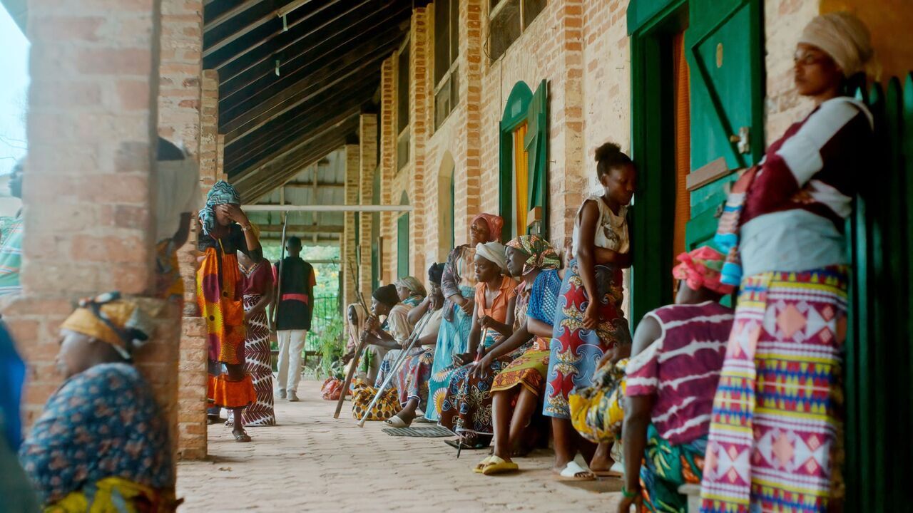 Vignette du programme télé Muganga - Celui qui soigne