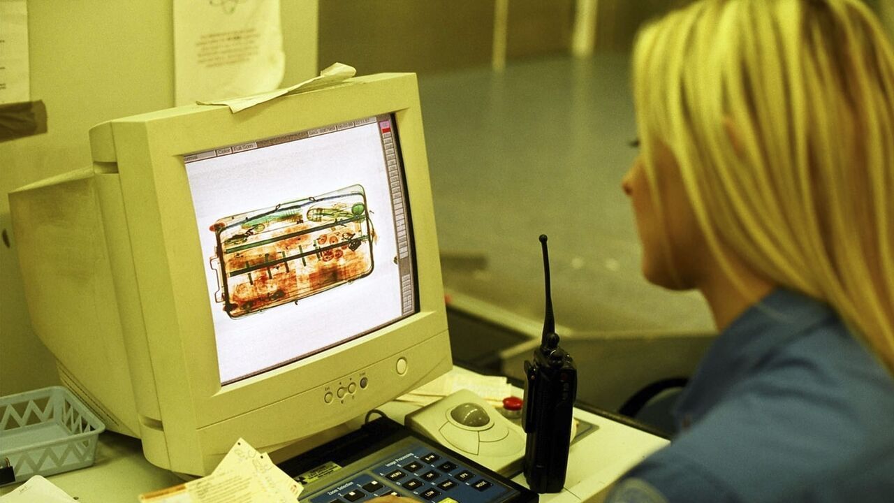 Vignette du programme télé Douanes sous haute surveillance