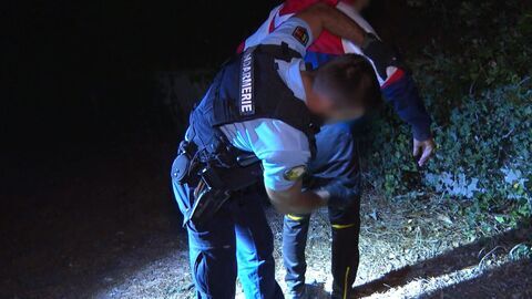 Vignette du programme télé 100 jours avec les gendarmes du Médoc