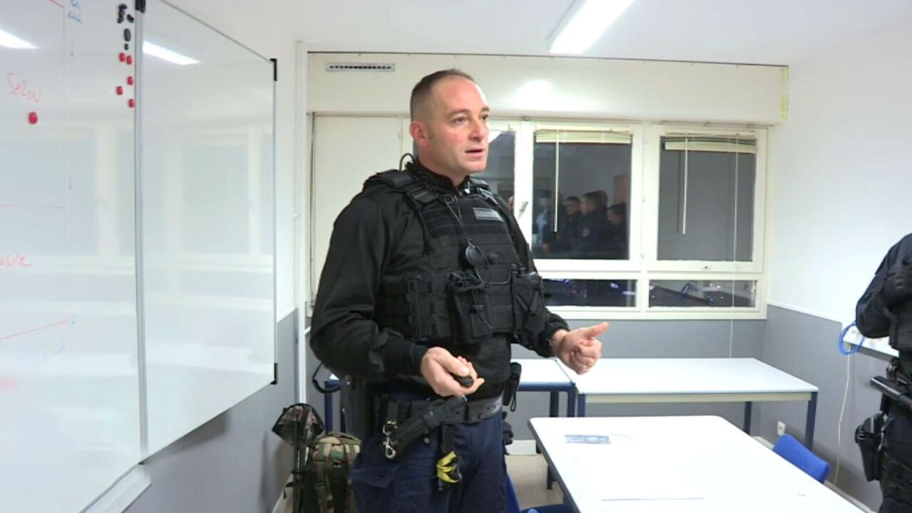 Vignette du programme télé 100 jours avec les gendarmes de Bourgogne