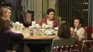 Vignette du programme télé The Middle (Choix cornélien) S9 (22/24)