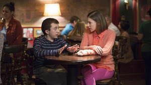 Vignette du programme télé The Middle (Le cadeau en différé) S9 (20/24)
