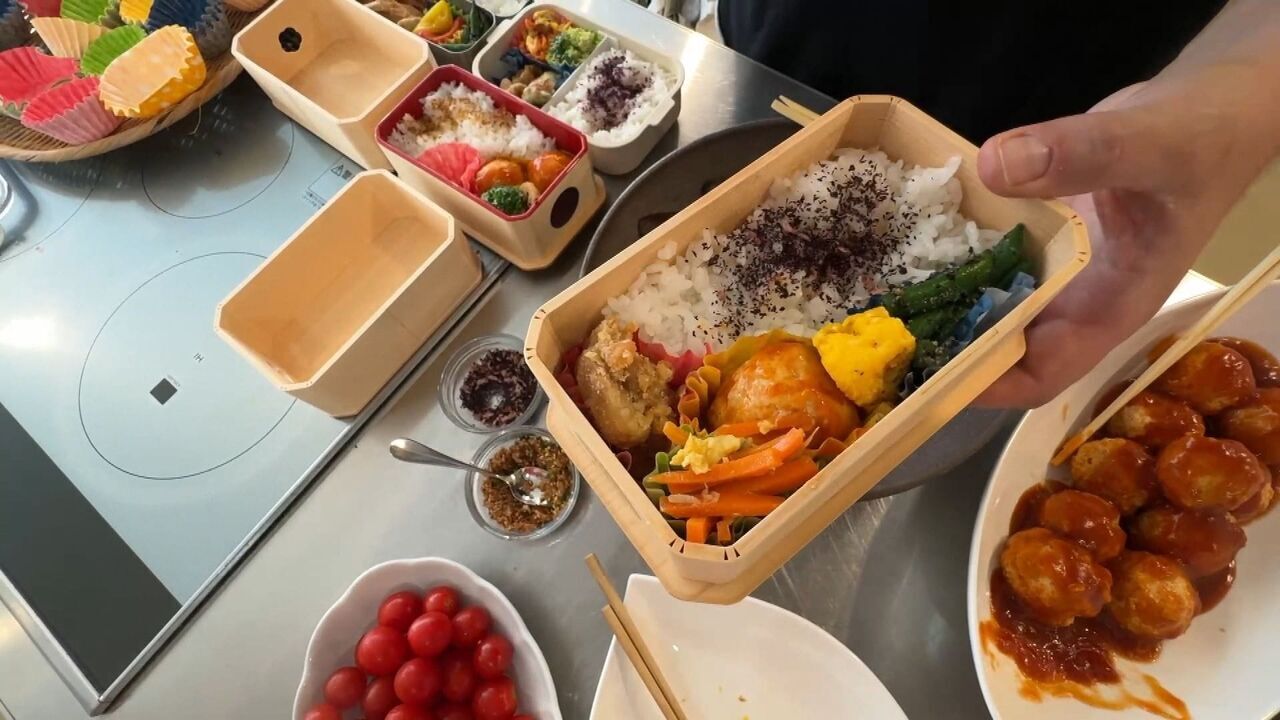 Vignette du programme télé Voyage en cuisine