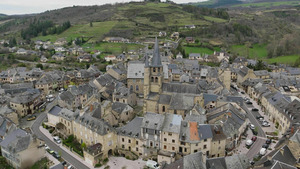 Vignette du programme télé Nos terres inconnues (En Aveyron avec Jeanfi Janssens)