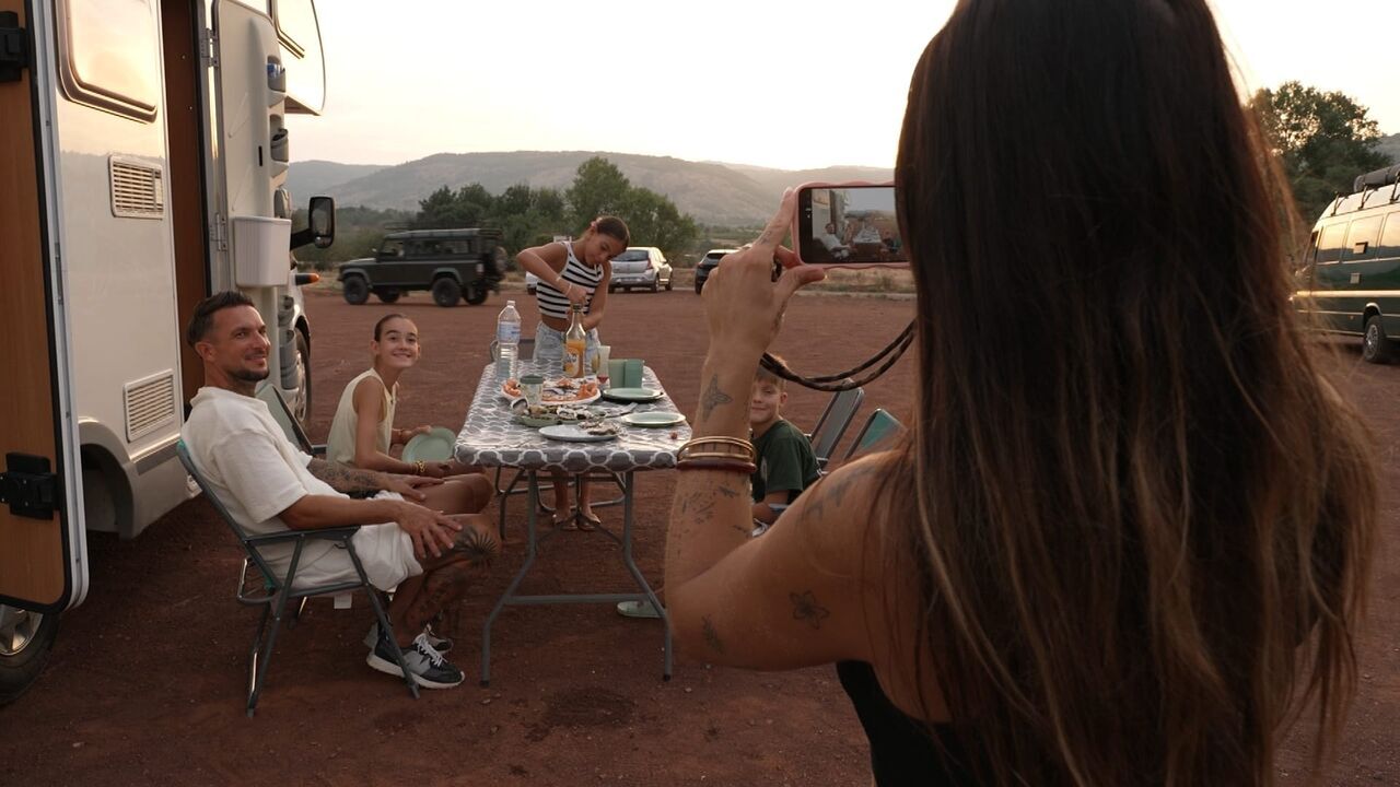Vignette du programme télé La folie du camping-car : des vacances pas comme les autres
