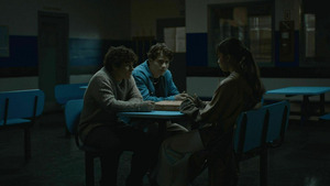 Vignette du programme télé Premier trio (Point de rupture) S2 (16/26)