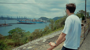 Vignette du programme télé En tension (En tension au canal de Panama) S1 (4/8)