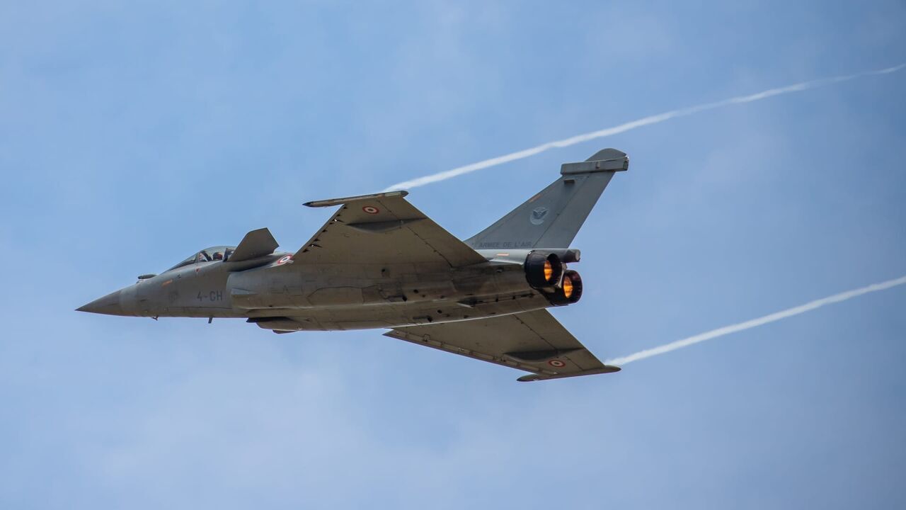 Vignette du programme télé Rafale, drones et canons : la révolution des armes françaises