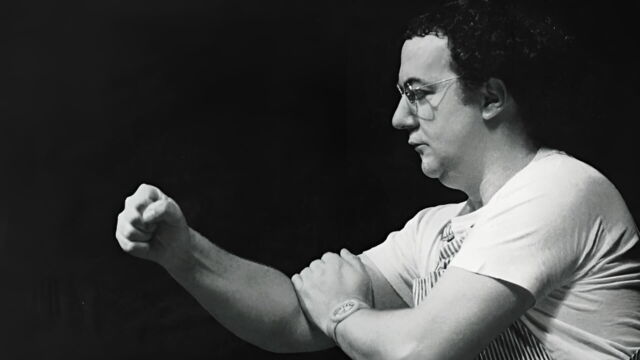 Vignette du programme télé Coluche : enquête sur un destin tragique