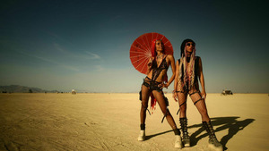 Vignette du programme télé Burning Man, le désert de tous les possibles
