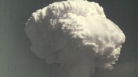 Vignette du programme télé De Gaulle, la bombe à tout prix !