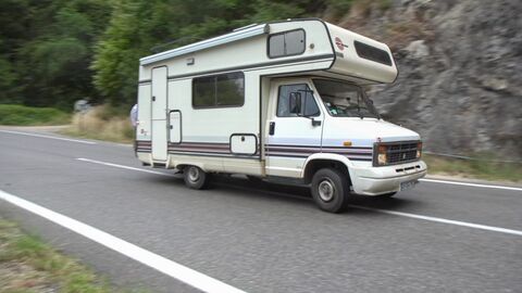 Vignette du programme télé La folie du camping-car : des vacances pas comme les autres
