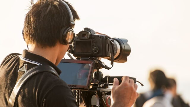 Vignette du programme télé Le document de franceinfo