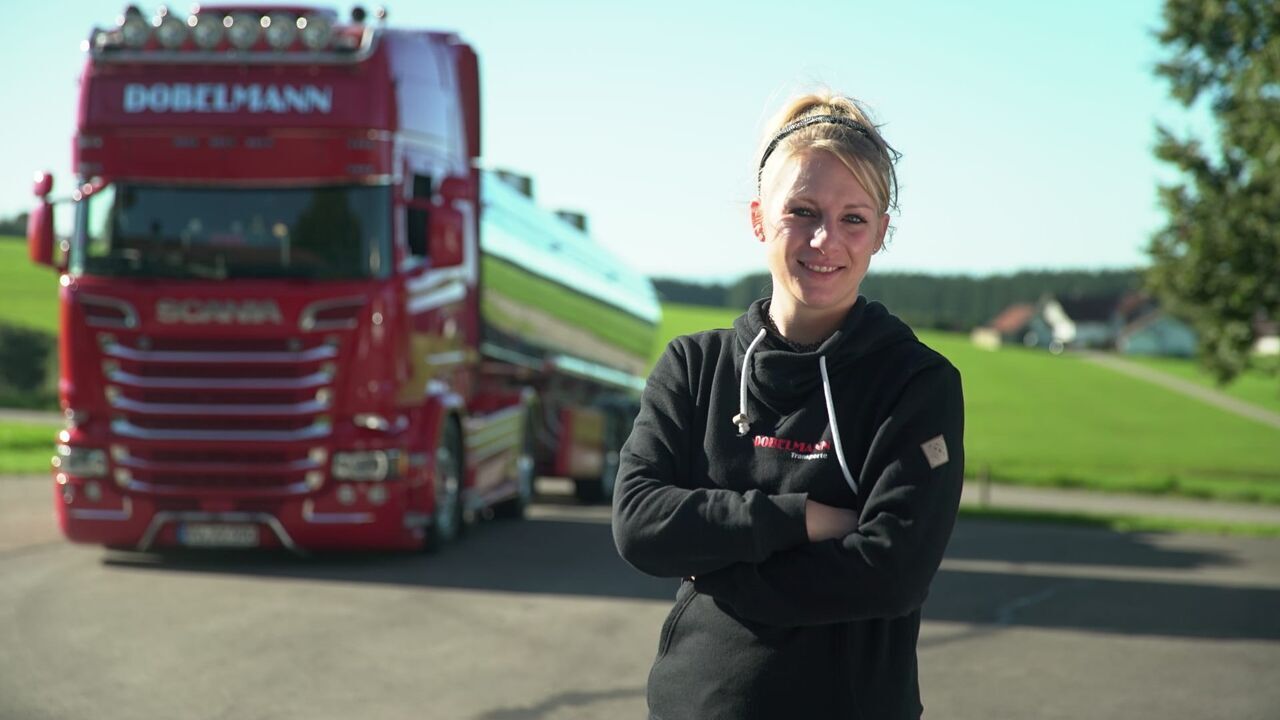 Vignette du programme télé Camions XXL : les reines du volant