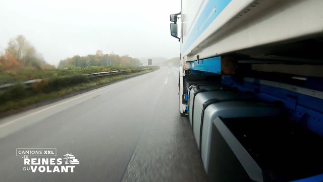 Vignette du programme télé Camions XXL : les reines du volant - Saison 5